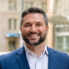 Multifamily Dealmakers Logo